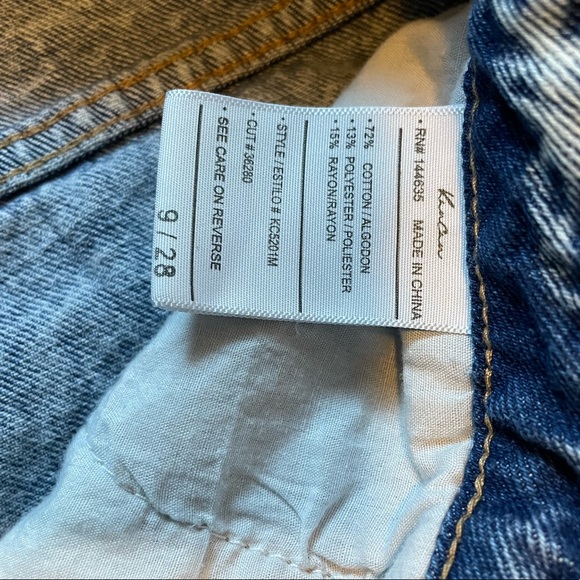 Kancan Distress Jeans - Picture 5 of 5